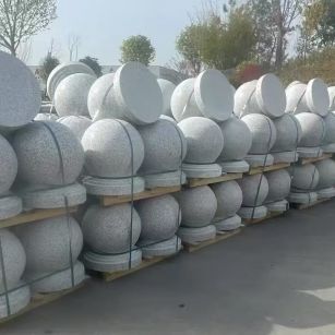蚌埠 白麻花岗岩石材圆球，石球，挡车球，隔离球，景观石球，风水球等