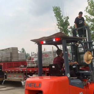 蚌埠 黄金麻冰裂纹，地铺石装车