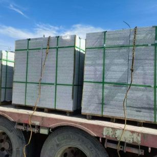 蚌埠 芝麻白花岗岩地铺石装车日常