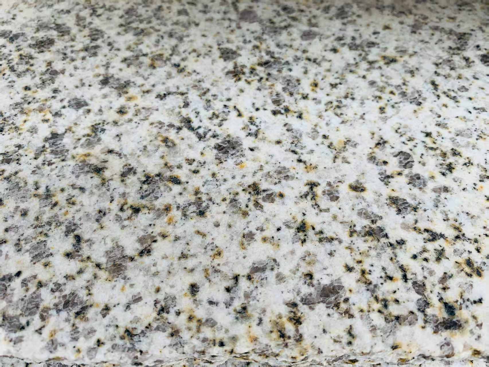 蚌埠 黄金麻花岗岩石材浅黄光面