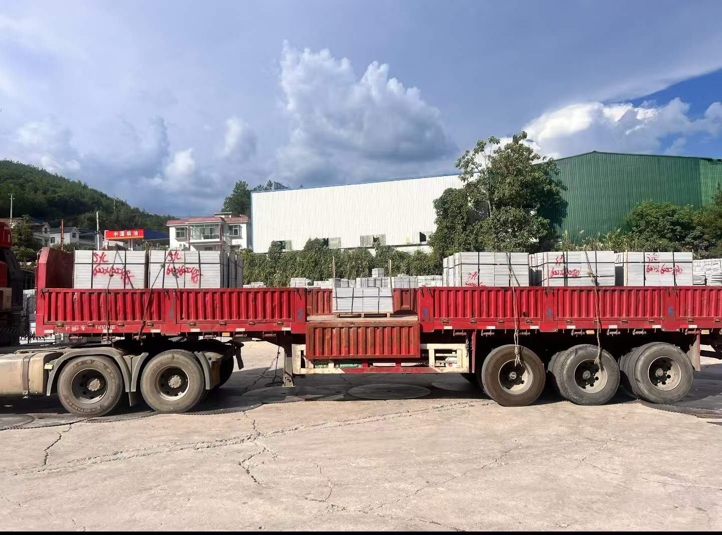 蚌埠 芝麻灰花岗岩地铺石出货日常