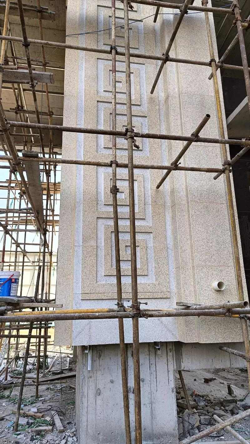 蚌埠 黄金麻花岗岩别墅外墙干挂回纹造型效果