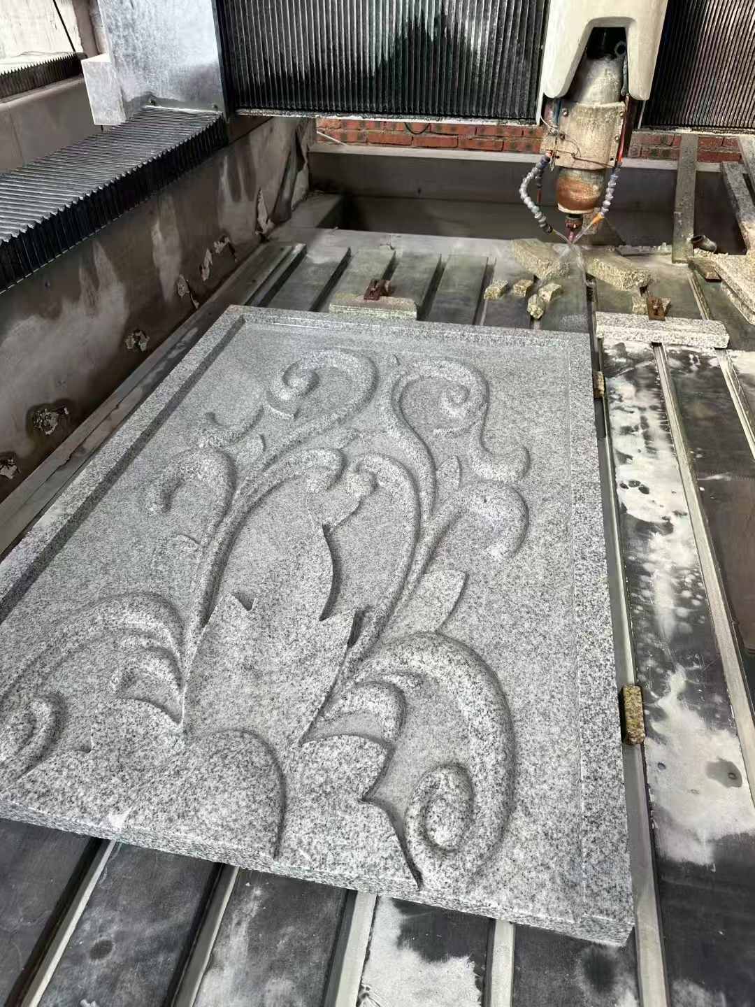 蚌埠 白麻别墅干挂雕花板