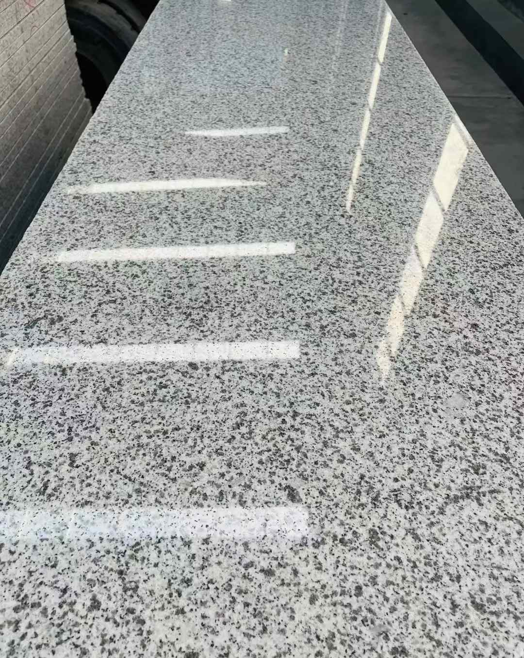 蚌埠 白麻花岗岩光面毛板